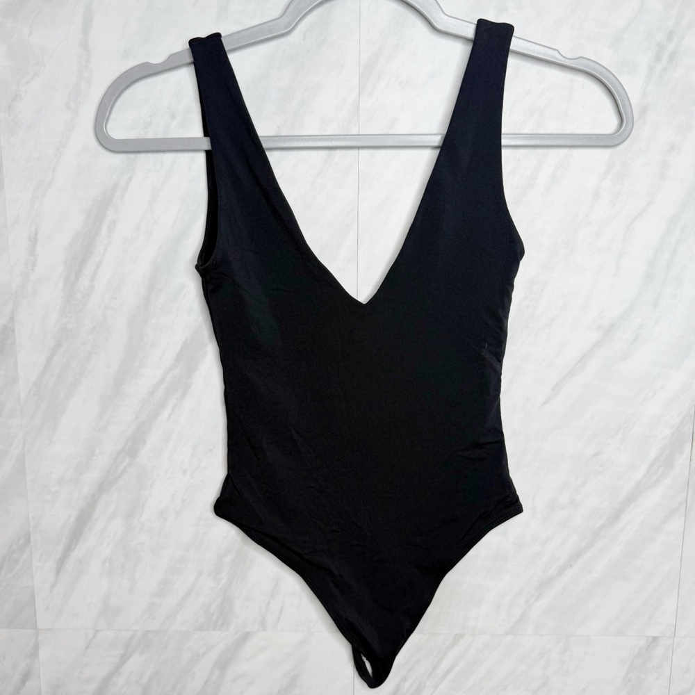 Babaton Midnight Black Bodysuit 2XS